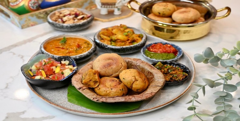 دال باتی (Dal Baati)