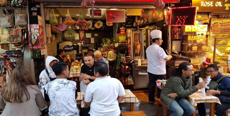  بازار بزرگ (Grand Bazaar) در استانبول