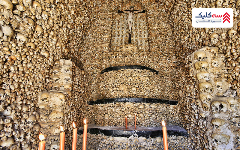  از دیگر جاذبه های ترسناک دنیا کلیسای استخوان ها