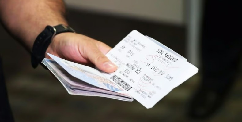 تفاوت بلیط چارتر و سیستمی