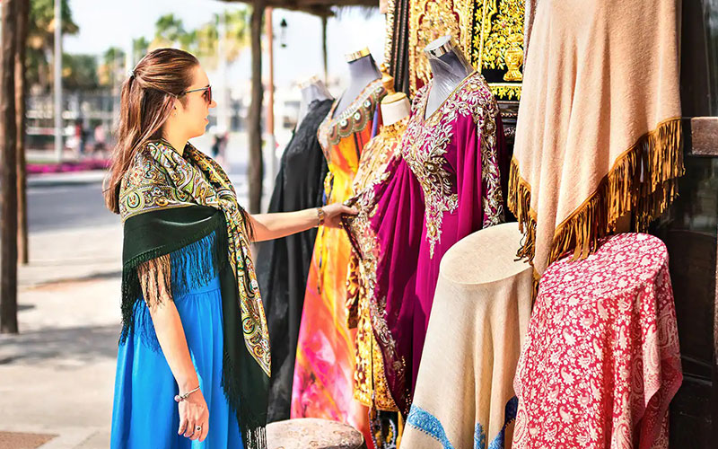 سوغات دبی چه بخریم ؟ و از کجا خرید کنیم که ارزان باشد؟