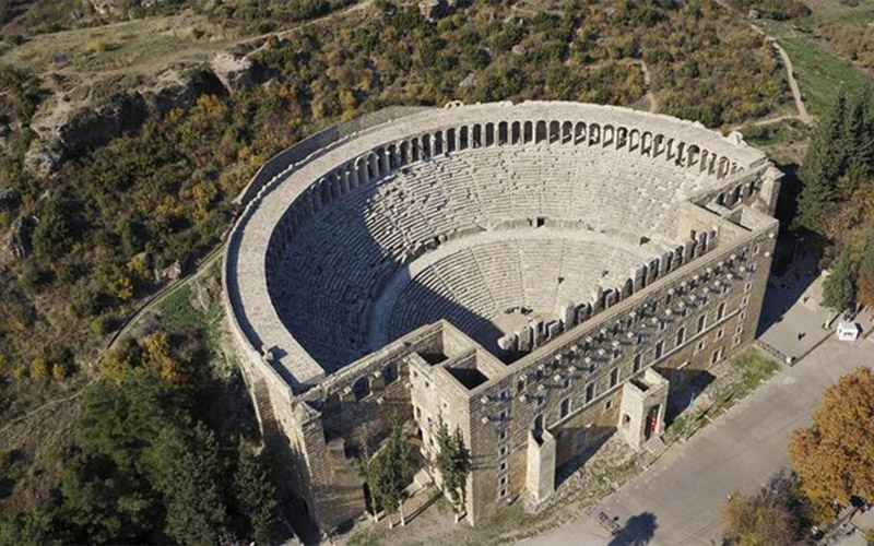 کاوش در شهر تاریخی آسپندوس؛ راهنمای کامل برای بازدیدکنندگان