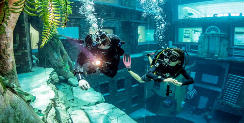 Deep Dive Dubai؛ عمیق ترین استخر جهان
