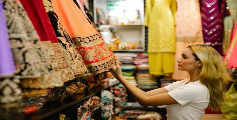 پوشاک و پارچه دبی