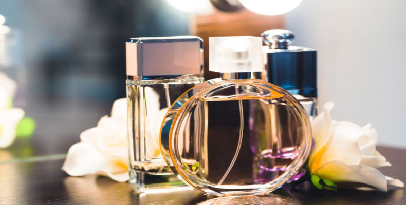 از دبی چی بخریم که سود کنیم؟ عطر