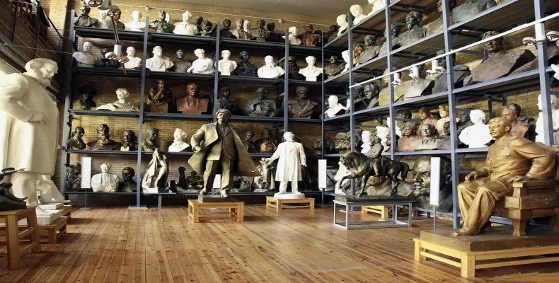 موزه زائر آزغور در مینسک کشور بلاروس