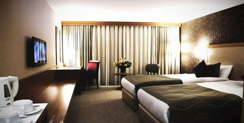 هتل دمورا نزدیک سفارت آمریکا در آنکارا