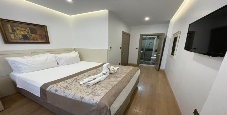 هتل‌های اطراف سفارت کانادا در استانبول؛ هتل گل