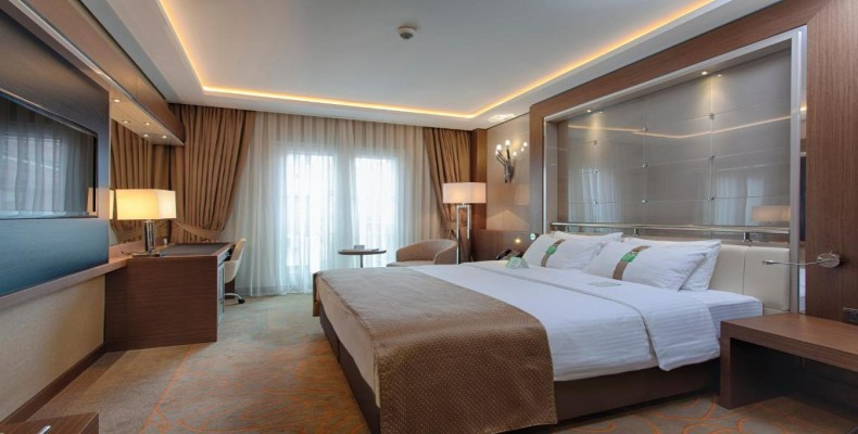  هتل های 4 ستاره نزدیک سفارت آمریکا در آنکارا ؛ هتل هالیدی این