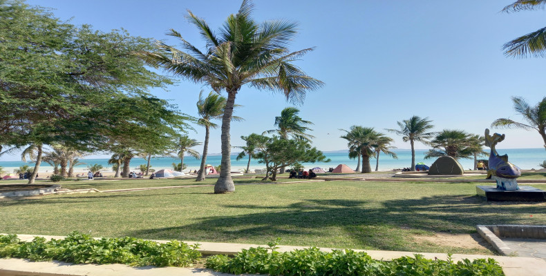 مراکز تفریحی قشم؛ پارک ساحلی آفتاب