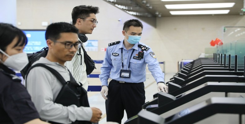 بازرسی امنیتی و گمرک فرودگاه در کشور چین | قوانین ورود و خروج در چین