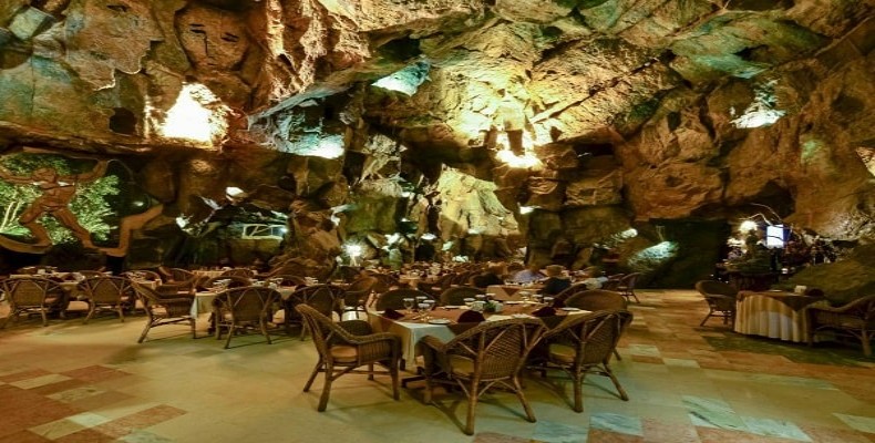 رستوران کوه نور، رستوران لاکچری کیش