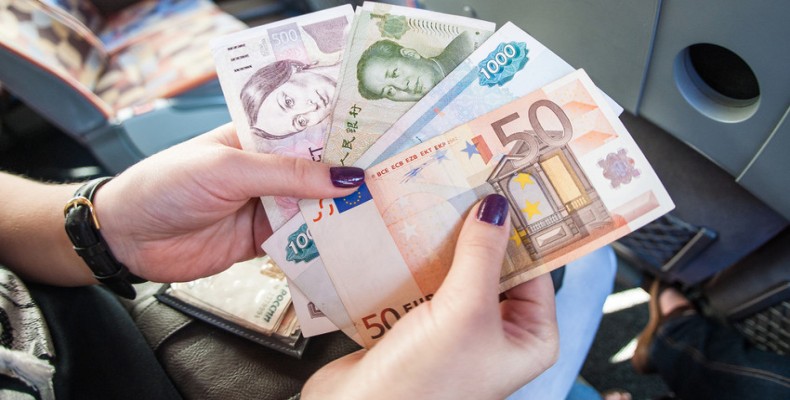 معامله پولی در شب از خرافات و کارهای ممنوعه در روسیه