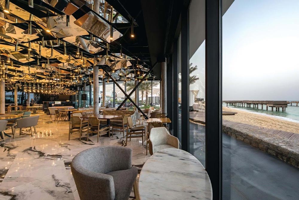 فضای رستوران 