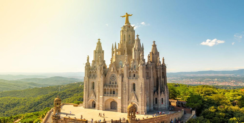 کلیساهای بارسلون