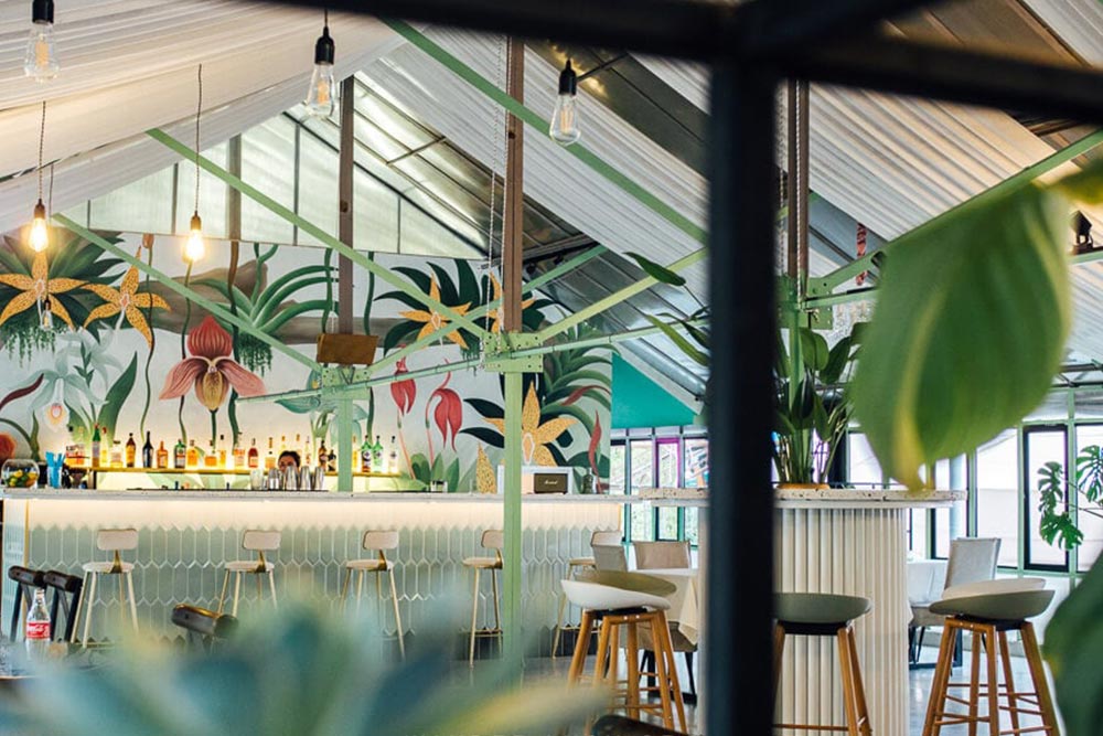 رستوران لوکس 