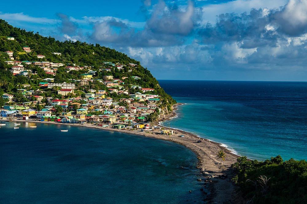 درباره دومینیکا