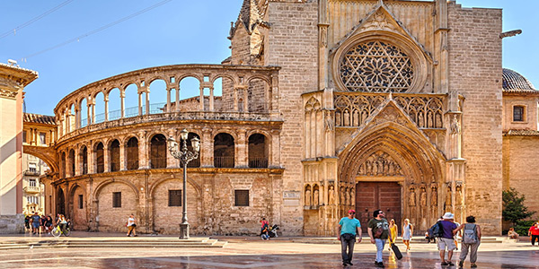 بهترین شهرهای اسپانیا؛ از والنسیا تا بارسلونا را از نزدیک ببینید!