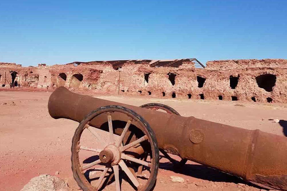 قلعه پرتغالی‌ها در سفر چهار روزه به قشم