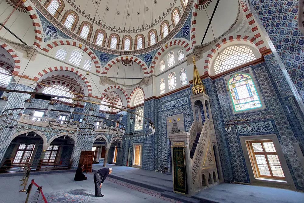 مسجد رستم پاشا