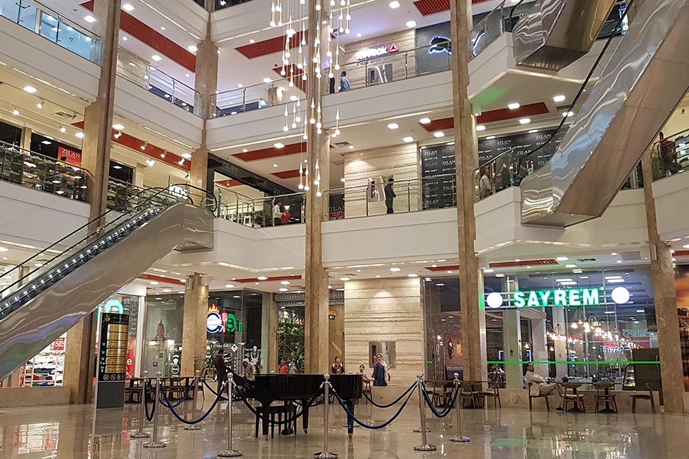 کوروش برند سنتر کیش