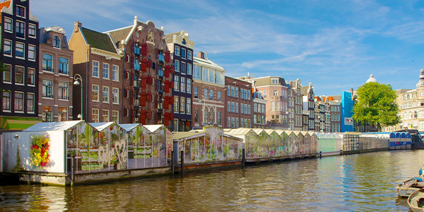 هزینه سفر به آمستردام چقدر میشود؟