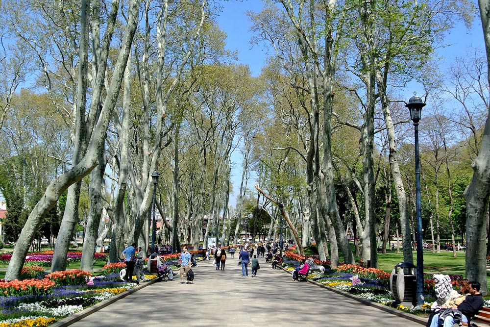 سفر به استانبول در بهار