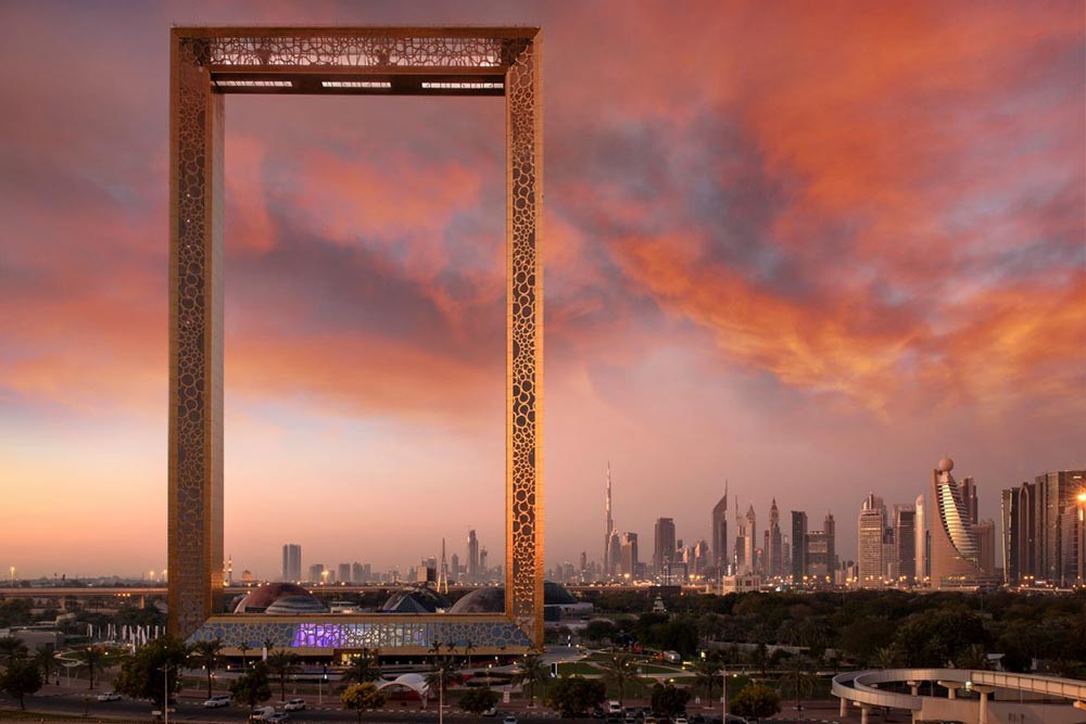 Dubai frame
