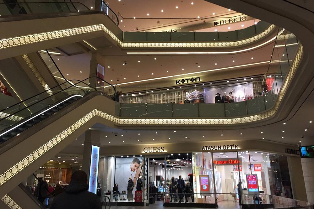 مراکز خرید خیابان استقلال استانبول