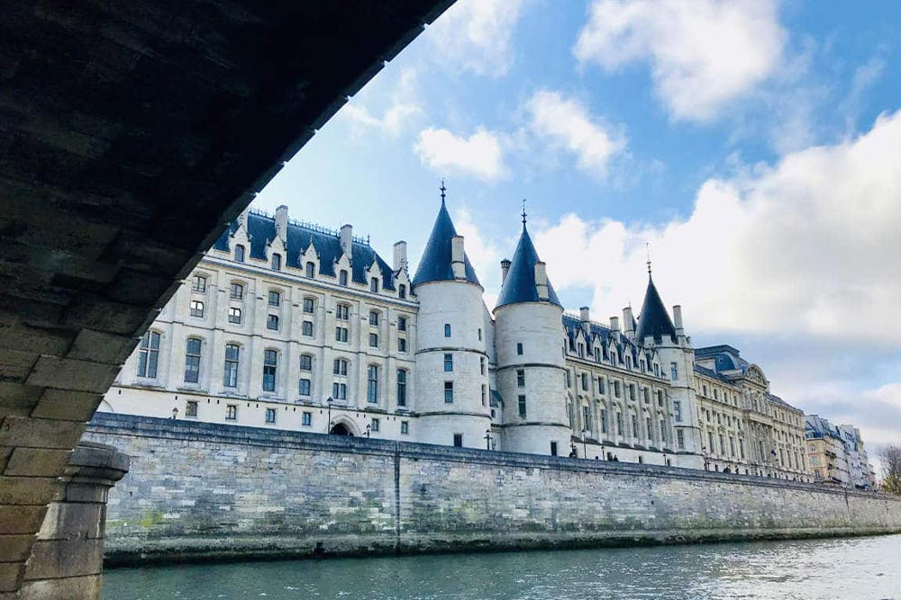 Paris Concierge Castle