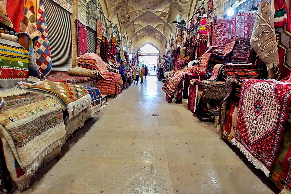 خرید در بازار