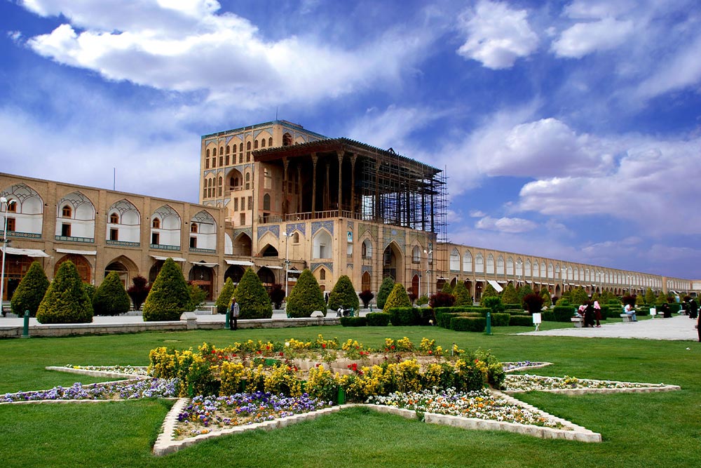 عمارت عالی قاپو اصفهان