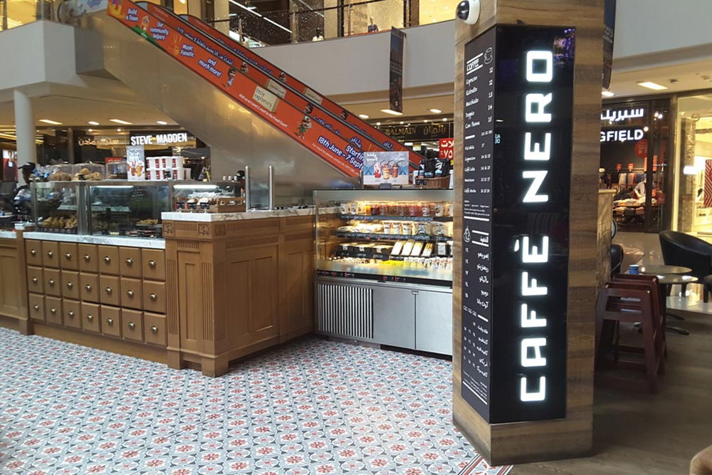مرکز خرید الغریر دبی وNero Cafe
