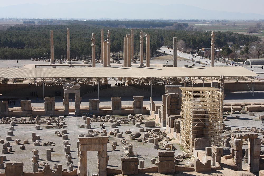 کاخ صد ستون