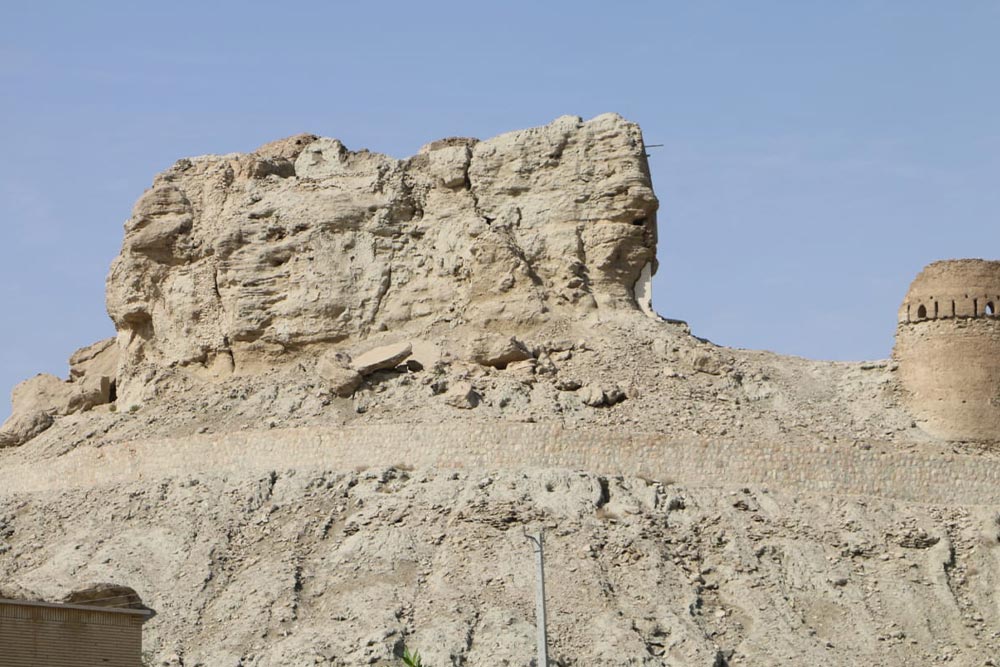 قلعه‌ی پیروز گت