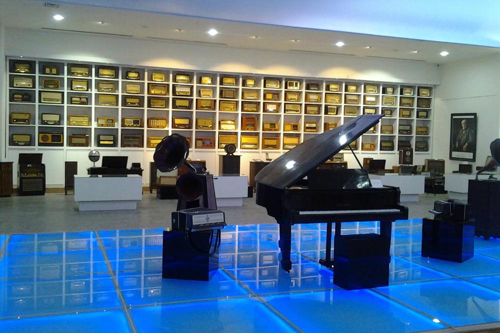 موزه پرستیژلند در سفر به اصفهان در زمستان