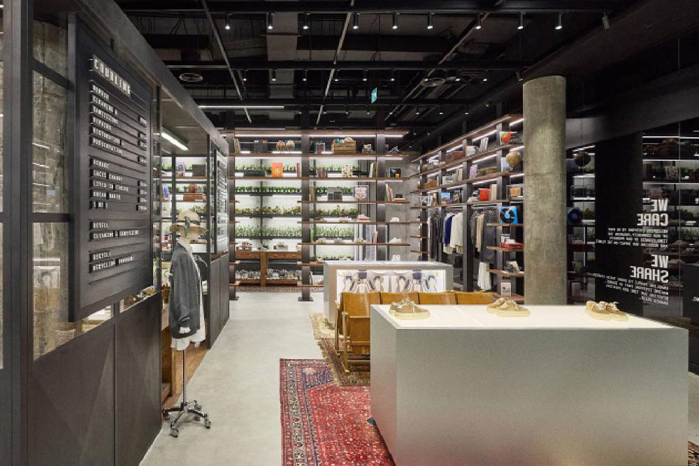 Golden Goose Forward Store