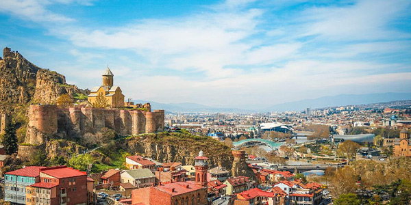 معرفی شهر تفلیس؛ بزرگ‌ترین و زیباترین شهر گرجستان