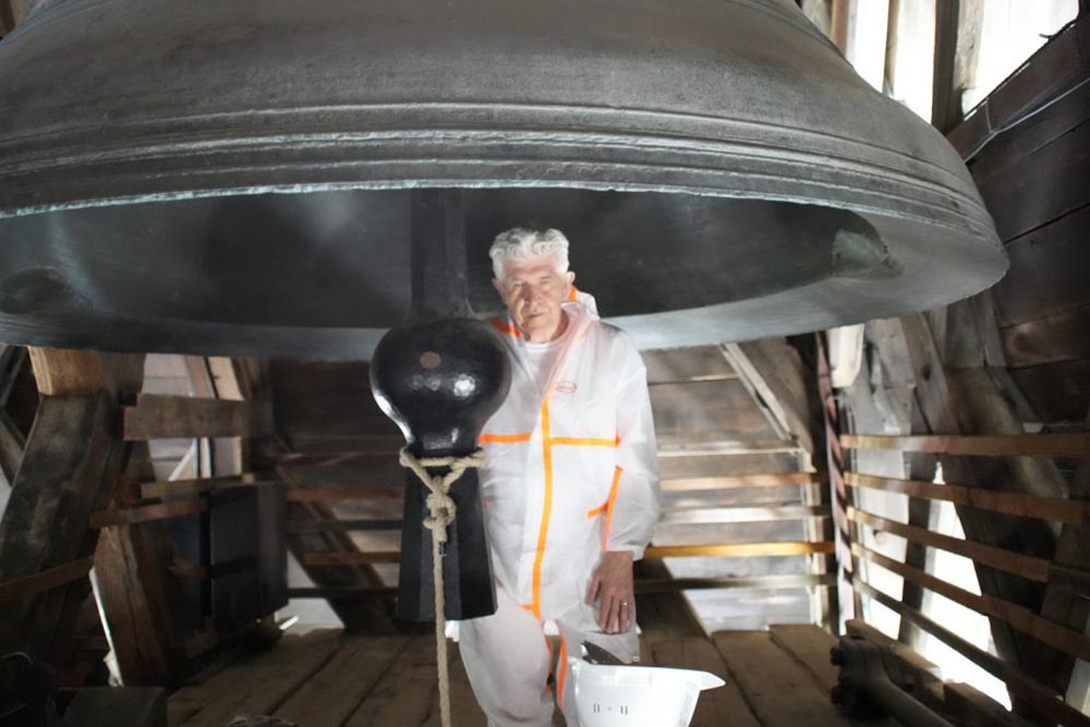 The bell in Notre Dame Church