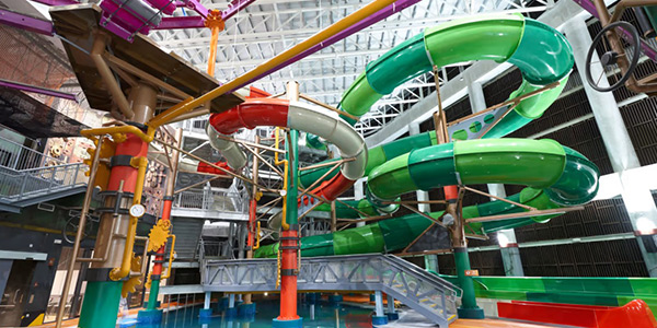 فرار از گرما با پارک های آبی سنگاپور؛ تجربه یک روز دوست داشتنی!