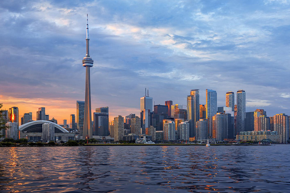 دبی بریم یا کانادا