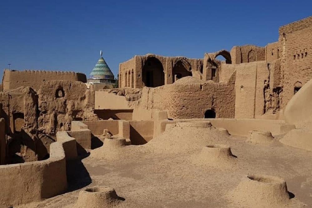 ارگ تاریخی مورچه‌‌ خورت