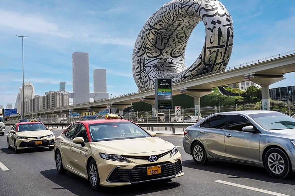 Dubai taxi