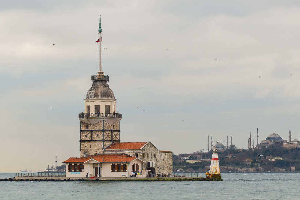 محله اسکودار Girl tower