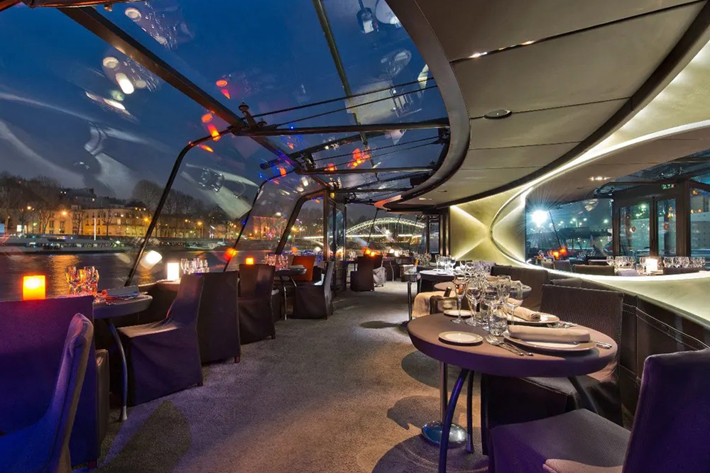 کشتی سواری در پاریس