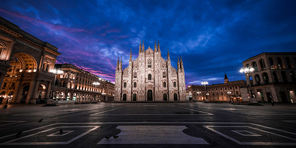 جاهای دیدنی میلان در شب؛ مناظر میلان که در شب روشن میشوند!