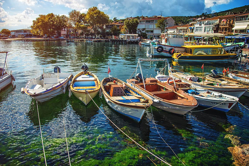 جزیره بویوک‌ آدا