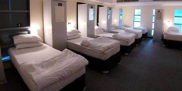 بهترین هاستل های دبی در سال 2024؛ خوب، ارزان و زیبا