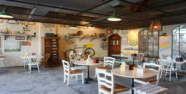 رستوران Raju Omlet دبی؛ تخم‌مرغ‌های معروف هندی و صبحانه‌های خوش‌قیمت