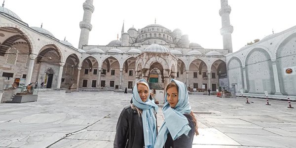 Suitable clothes for a trip to Istanbul